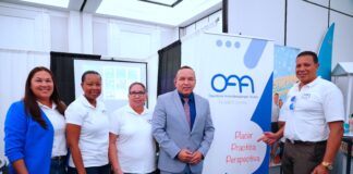 MINISTER ENDY CROES A BISHITA E EXITOSO JOB FAIR 2023