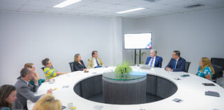 Reunion cu Sra. Alexandra Van Huffelen encuanto Aruba Fair Trade Authority