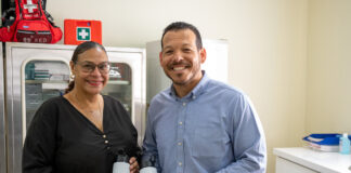 A BISHITA E INLOOPHUIS NA MEIVELD COMO TAMBE CENTRO COLORADO