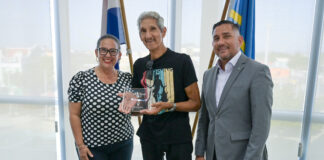 Minister Arends ta reconoce piscadonan pa nan balentia y esfuersonan