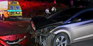 Dos mucha levemente herida den accidente diadomingo anochi