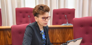 Preguntanan critico na Minister Presidente tocante Rijkswet Aruba financieel toezicht (RAft)