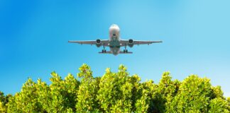 Esfuersonan pa introduci capturacion di carbon den aviacion