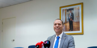 Ban usa e app di control di prijs