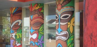 Renobacion edificio biblioteca na Playa casi cla