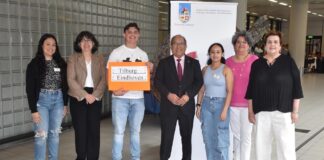 MINISTER ENDY CROES TA DESEATUR STUDIANTE CU TA BAY CONTINUA ESTUDIO AVANSA DEN EXTERIOR HOPI EXITO