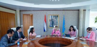 PROME MINISTER Y MINISTER DANGUI ODUBER TA RICIBI BISHITA DI EMBAHADORA DI INDIA NA DEN HAAG, SEÑORA REENAT SANDHU