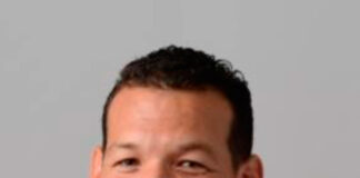 Minister Rocco Tjon: