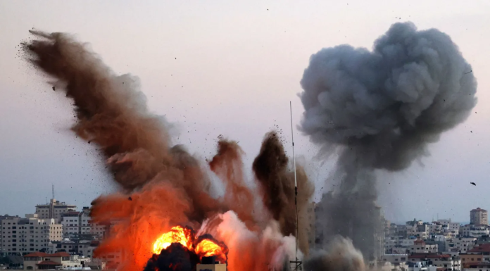 Isreal a bombardia Gaza sin piedad