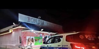 Accidente entre auto cu scooter na Cumana, ambos conductor a huy pero scooter a keda atras