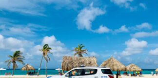 Tragedia na Arashi: Turista di 64 Aña a Hoga na Lama