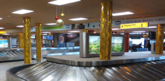 Denuncia contra Douane Airport: “Nan a maltratami, kita mi maleta sin base y te ainda no a dunami bek”