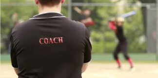 Coach di Baseball a wordo deteni den sala di corte; 6 aña di prison pa abusa dos mucha homber