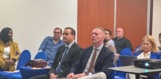 Minister Geoffrey Wever: Ernst & Young cu presentacion tocante “doing business in Surinam”