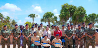 Entrega di certificado na e cursistanan di Sociaal Vormingstraject (SVT)