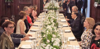 Hunto cu diferente hefe di estado, Prome Minister a atende e cena di despedida di presidente saliente di Panama