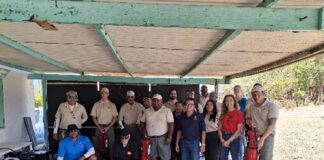 Empleadonan di Aruba Conservation Foundation ta eleva nan conocemento riba tereno di siguridad