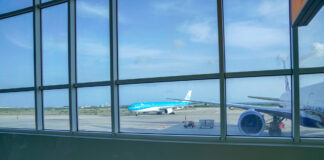 Minister Endy Croes: Prome grupo di58studiante di Aruba a sali rumbo pa Hulanda pa continua cu nan estudio avansa