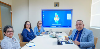 Minister Endy Croes: A trata diferente punto importante durante e reunion cu Departamento di Enseñansa Aruba