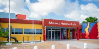 Un exhibicion di poema