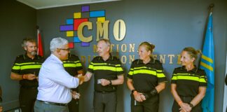 Pa dirigi y supervisa un sitio di incidente: KPA awo tin Officier van Dienst van Politie (ovd-p)