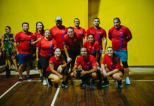 Aruba Bank su ekipo di volleyball a titula campeon di e torneo 5 Kamp