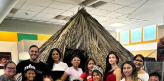 Cas Princesa Aruba na Museo Arqueologico Arubano