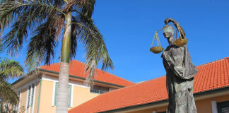 Homber cu tabata tira un metrayador riba lugar publico condena na 3 aña di prison