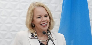 Prome Minister Evelyn Wever-Croes: Danki na aporte di cada ciudadano aña 2024 lo cera como e miho aña den e era moderno di pais Aruba