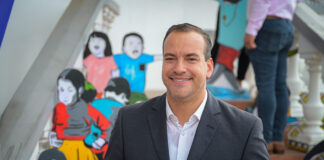 Minister demisionario Geoffrey Wever: Importancia di midi progreso economico cu ta tene cuenta cu desaroyo sostenibel