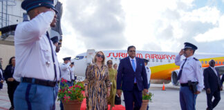Prome Minister Evelyn Wever-Croes: President di Surinam Chan Santokhi y first lady a yega Aruba
