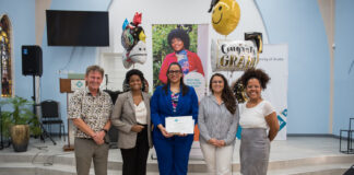 Francine Pieternella a gradua como Bachelor den Organization, Governance and Management (OGM)