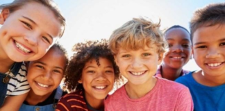 Cuido Salud Hubenil ta informa riba e chekeo general preventivo di salud, desaroyo y bienestar di muchanan na scol