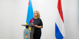 Prome Minister Evelyn Wever-Croes: Parlamentarionan di RAIZ ta confirma cu ta sostene Geoffrey Wever como minister den Gabinete Wever-Croes