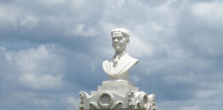 Dia 6 di november Aruba lo conmemora cu: 80 aña pasa Boy Ecury a ser fusila na Hulanda unda e tabata forma parti di resistencia