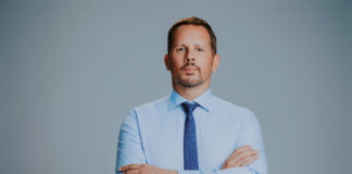 Miguel Mansur (ACCION21) na Evelyn Wever-Croes (MEP): Loke ta daña politica na Aruba ta bo gañamento y corupcion structural di partido MEP