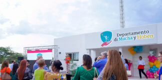 Apertura oficial di Departamento di Mucha y Hoben (DMH)