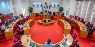 Minister Ursell Arends: Pa stop sistema coruptivo y patronahe politico: transparencia ta clave: Maneho di permiso di taxi mester ta basa riba oportunidad igual