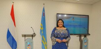 Minister Xiomara Maduro di Finansa ta splica durante conferencia di prensa: Redobla pensioen via reparatietoeslag ta un promesa falso cu ta costa pueblo 160 miyon florin pa aña y gobierno mester traha 100 miyon florin na debe tur aña pa por cumpli