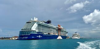 Aruba a yama bonbini na barco crucero Celebrity Ascent: ‘A conmemora e prome bishita cu intercambio di plakaat’