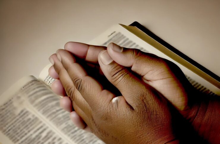 Bo ta papia di Dios, pero bo no ta den e Iglesia di salbacion cu Cristo-Hesus a lanta na Jerusalem 2000 aña pasa