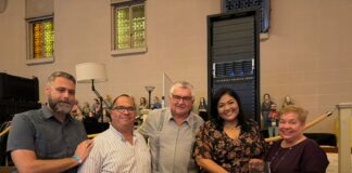 Minister Xiomara Maduro ta gradici tur partner di coleccion Aruba pa nan sosten na e plataforma digital Coleccion.aw