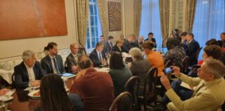 Combersacion riba cambio di clima y islanan chikito