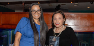 Grand Master Marilu de Veer a ricibi su plakkaat pa su aporte na Taekwondo Team Aruba