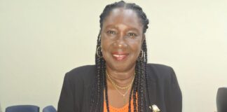 Jacqueline V. Woodley (PPA): “No hunga wega politico cu e derecho humano di un menor”