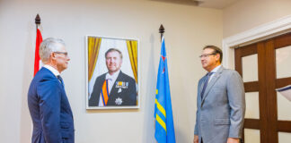 Raad van Advies ta completo atrobe: sr. M.F. (Maas) van Drie nombra como miembro di Raad van Advies