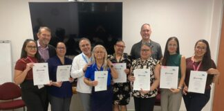 Homenahe na empleadonan fiel: acta oficial pa 12,5 anja di servisio na Corte na Aruba