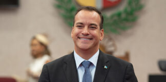 Preocupacion mundial pa impacto di desaroyonan Mericano riba Aruba resalta den Parlamento