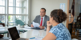 Minister mr. Geoffrey Wever: Minister Geoffrey Wever y AFTA ta reuni riba e avance den e ley di proteccion di consumidornan na Aruba