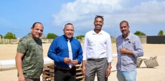 Parlamentario Endy Croes: A cuminsa cu renobacion di e luznan n’e veld di Dakota